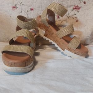 Steve Madden Platform Sandals
